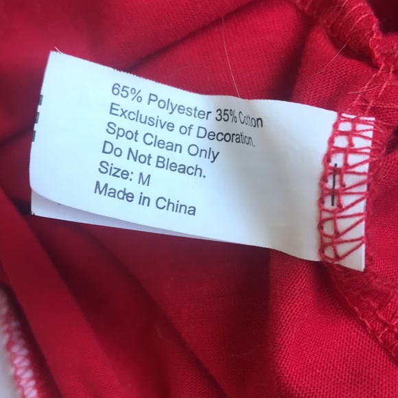 Lightweight T-shirt material and glitter say party - Picture 3 of 6